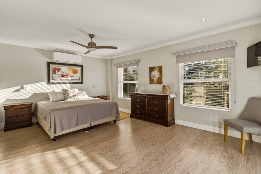 4 Bedroom Property for Sale in Croydon Vineyard Estate Western Cape